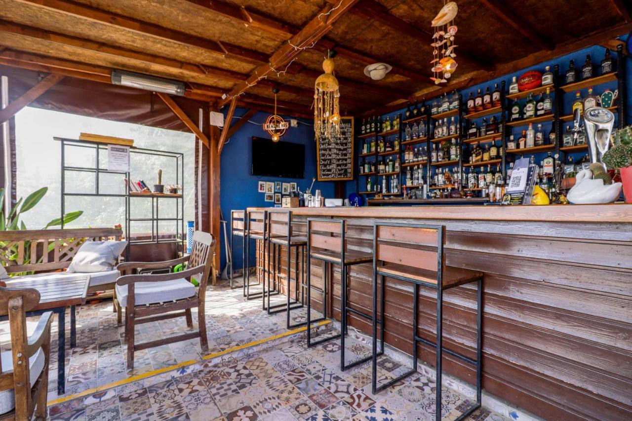 אנטליה Gold Coast Hostel מראה חיצוני תמונה